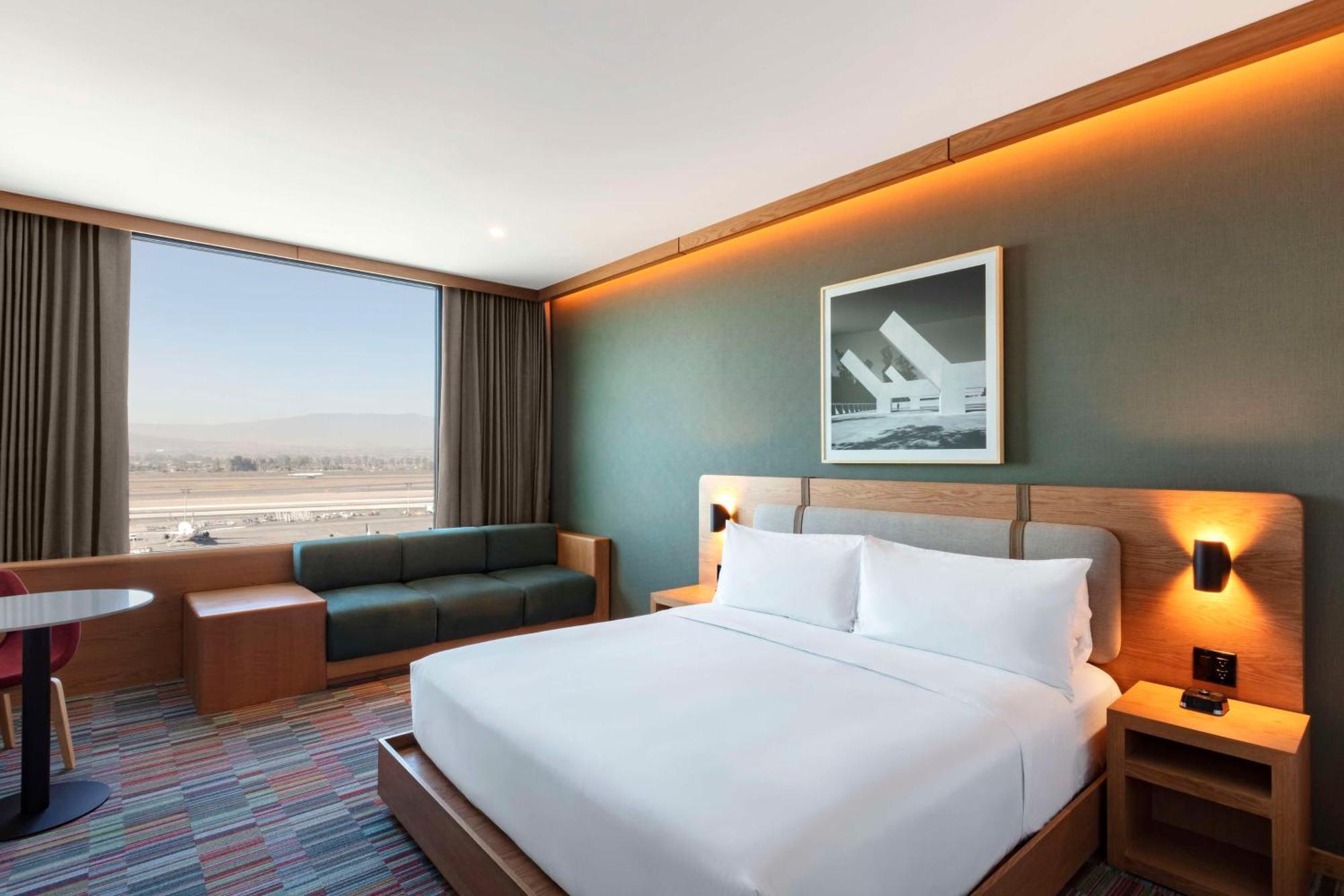 Hilton Garden Inn Guadalajara Airport El Zapote  ภายนอก รูปภาพ
