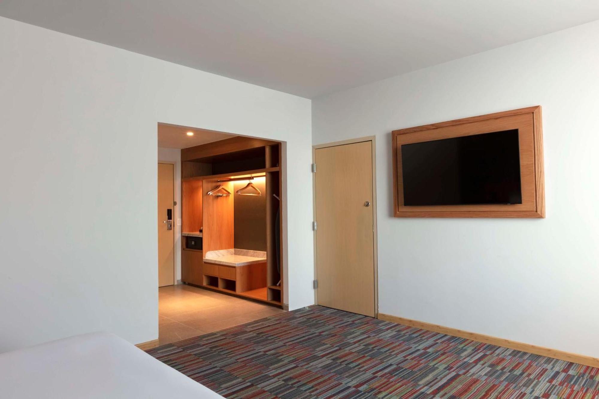 Hilton Garden Inn Guadalajara Airport El Zapote  ภายนอก รูปภาพ