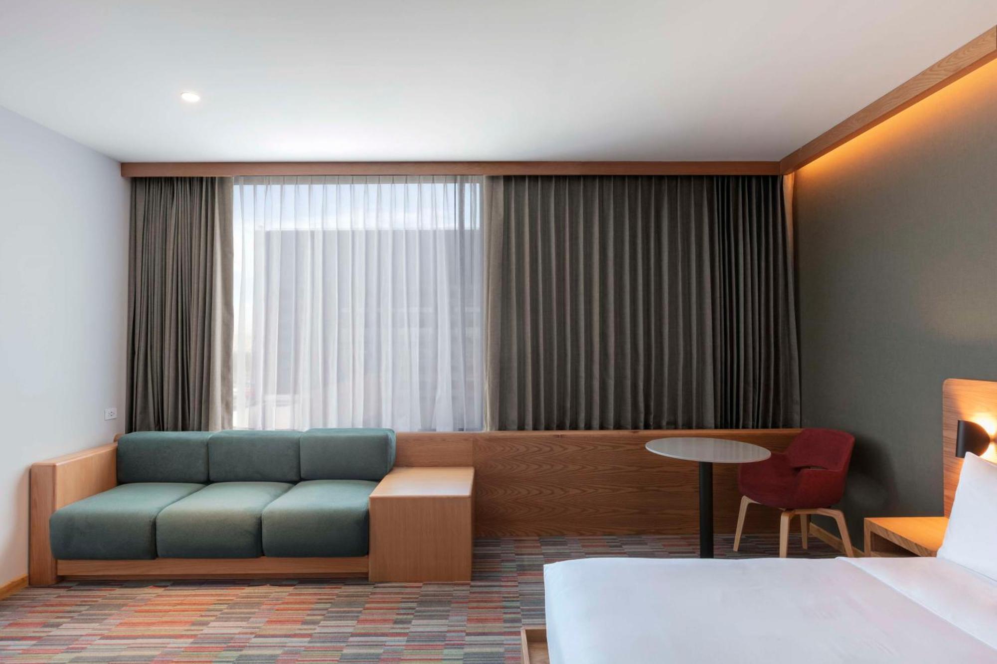 Hilton Garden Inn Guadalajara Airport El Zapote  ภายนอก รูปภาพ