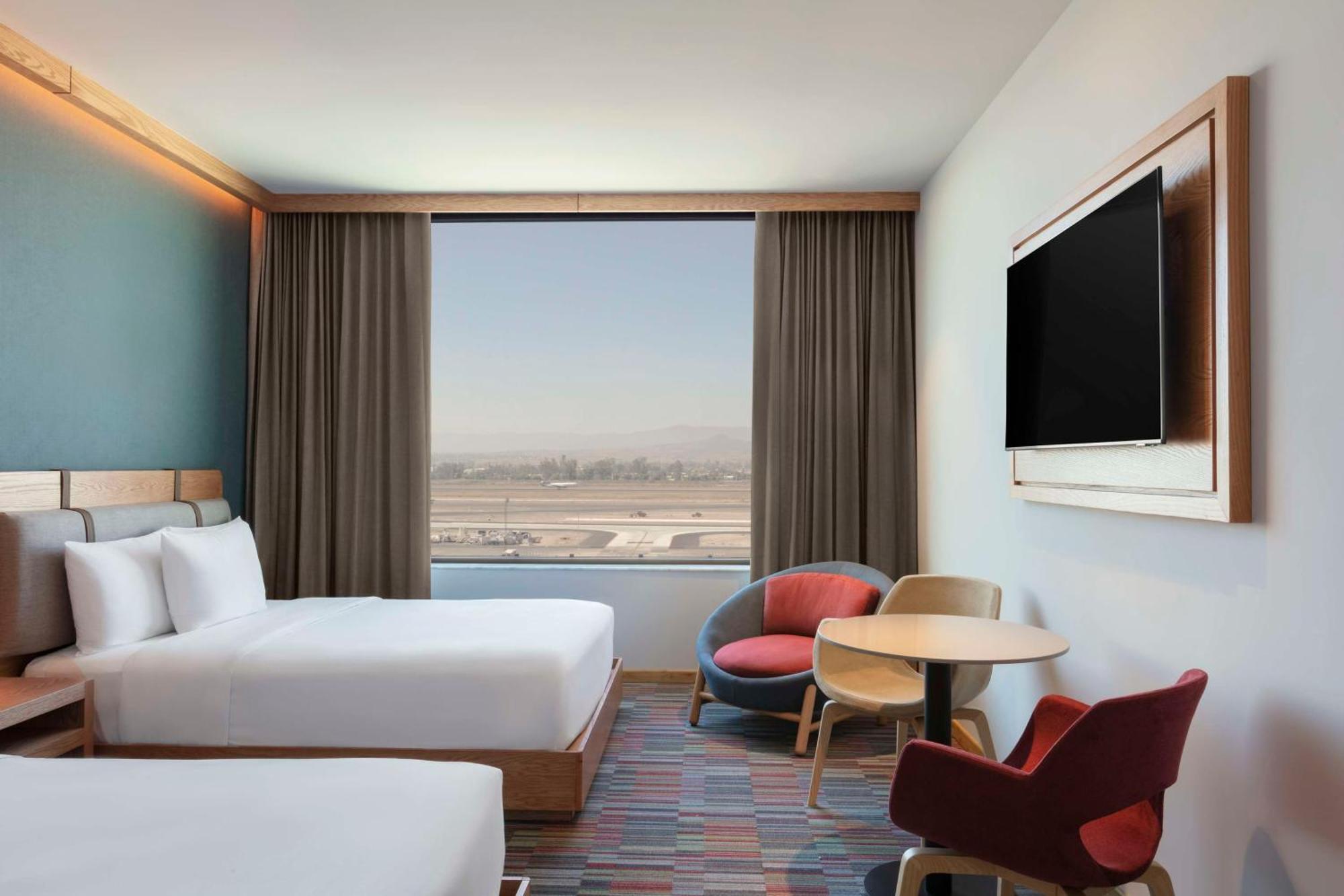 Hilton Garden Inn Guadalajara Airport El Zapote  ภายนอก รูปภาพ